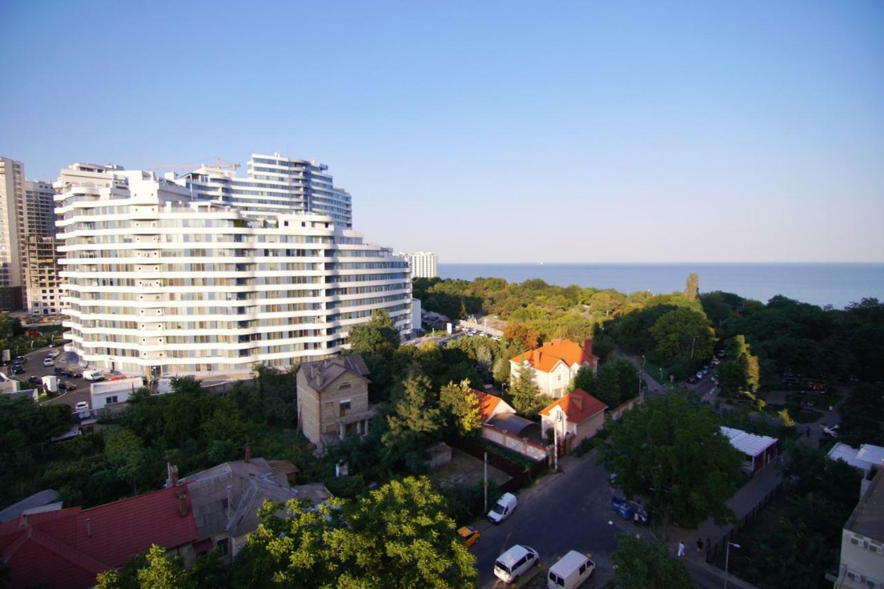 Литературная Улица Апартаменты Odessa Exterior foto