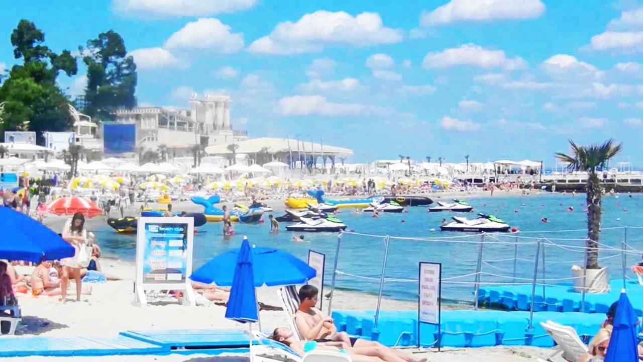 Литературная Улица Апартаменты Odessa Exterior foto